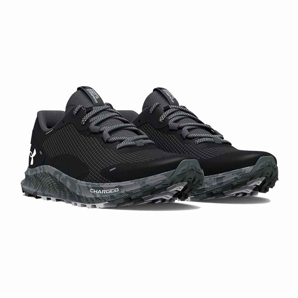 Under Armour Charged Bandit men's running shoes in black with dark grey accents.