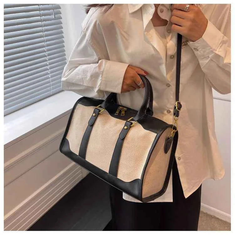 NNEOBA Vintage Travel Fitness Handbag Black